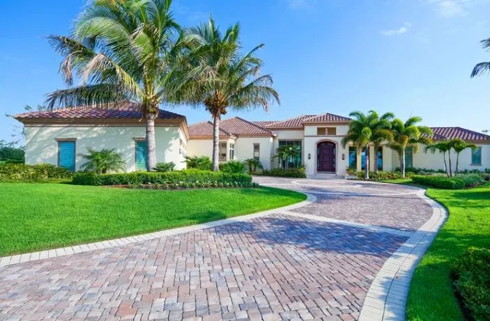Naples home watch services